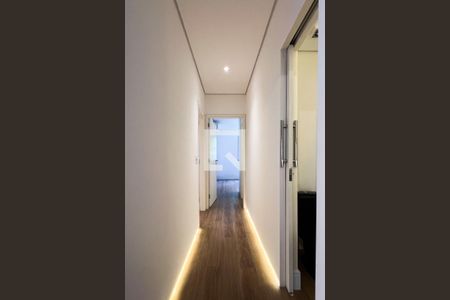 Apartamento para alugar com 100m², 2 quartos e 2 vagas Apartamento para alugar com 100m², 2 quartos e 2 vagasBanheiro de Serviço