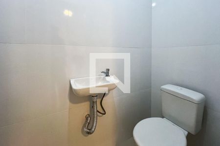 Apartamento para alugar com 100m², 2 quartos e 2 vagas Apartamento para alugar com 100m², 2 quartos e 2 vagasBanheiro de Serviço
