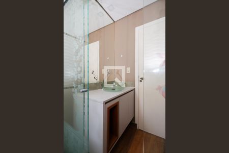 Apartamento à venda com 236m², 4 quartos e 3 vagasBanheiro 1