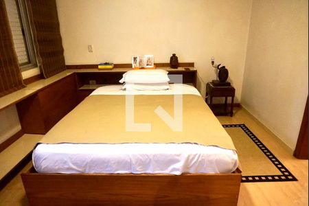 Apartamento à venda com 331m², 4 quartos e 4 vagas Apartamento à venda com 331m², 4 quartos e 4 vagasSuite 3