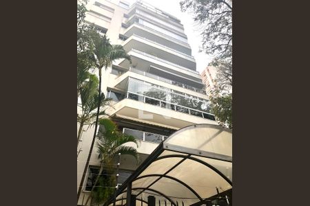 Apartamento à venda com 331m², 4 quartos e 4 vagas Apartamento à venda com 331m², 4 quartos e 4 vagasFachada do bloco