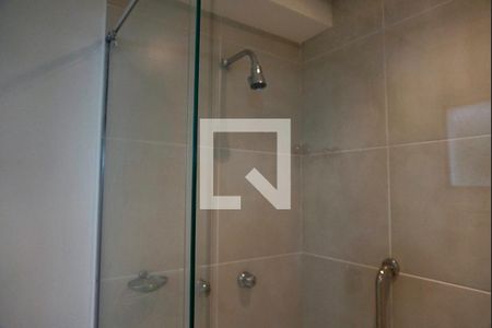 Apartamento à venda com 331m², 4 quartos e 4 vagas Apartamento à venda com 331m², 4 quartos e 4 vagasBanheiro suite 1