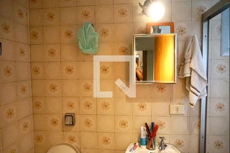 Apartamento à venda com 331m², 4 quartos e 4 vagas Apartamento à venda com 331m², 4 quartos e 4 vagasBanheiro dependência