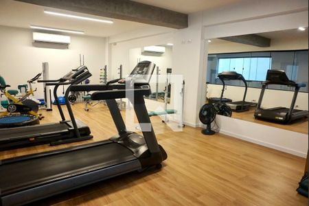 Apartamento à venda com 331m², 4 quartos e 4 vagas Apartamento à venda com 331m², 4 quartos e 4 vagasAcademia