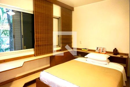 Apartamento à venda com 331m², 4 quartos e 4 vagas Apartamento à venda com 331m², 4 quartos e 4 vagasSuite 3