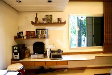 Apartamento à venda com 331m², 4 quartos e 4 vagas Apartamento à venda com 331m², 4 quartos e 4 vagasSuite 3