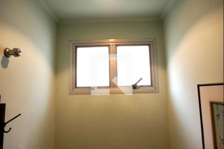 Apartamento à venda com 331m², 4 quartos e 4 vagas Apartamento à venda com 331m², 4 quartos e 4 vagasLavabo