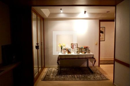 Apartamento à venda com 331m², 4 quartos e 4 vagas Apartamento à venda com 331m², 4 quartos e 4 vagasSuite 2