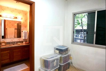 Apartamento à venda com 331m², 4 quartos e 4 vagas Apartamento à venda com 331m², 4 quartos e 4 vagasSuite 4