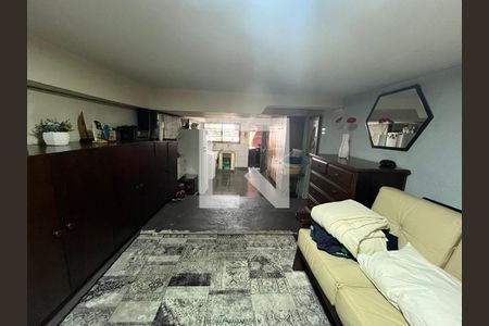 Casa à venda com 160m², 2 quartos e 2 vagasÁrea de Serviço