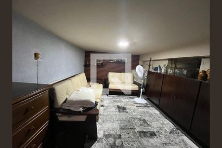 Casa à venda com 160m², 2 quartos e 2 vagasÁrea de Serviço