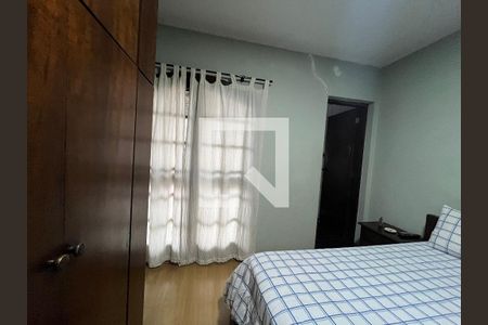 Casa à venda com 160m², 2 quartos e 2 vagasSuite