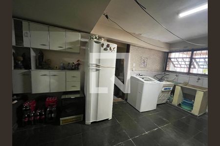 Casa à venda com 160m², 2 quartos e 2 vagasÁrea de Serviço