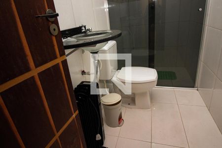 Casa à venda com 396m², 4 quartos e 6 vagas Casa à venda com 396m², 4 quartos e 6 vagasBanheiro da Suíte 1