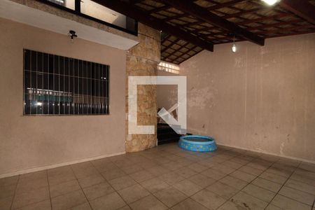 Casa à venda com 300m², 3 quartos e 4 vagas Casa à venda com 300m², 3 quartos e 4 vagasGaragem