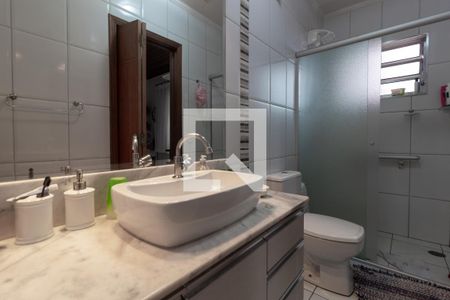 Casa à venda com 170m², 3 quartos e 2 vagas Casa à venda com 170m², 3 quartos e 2 vagas1 Suite