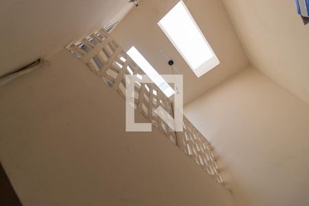 Casa à venda com 170m², 3 quartos e 2 vagas Casa à venda com 170m², 3 quartos e 2 vagas 2 Área de Serviço