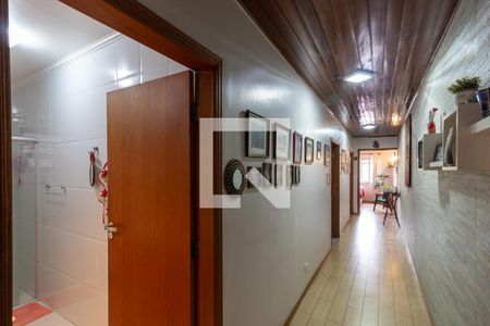 Casa à venda com 170m², 3 quartos e 2 vagas Casa à venda com 170m², 3 quartos e 2 vagasHall de Distribuição