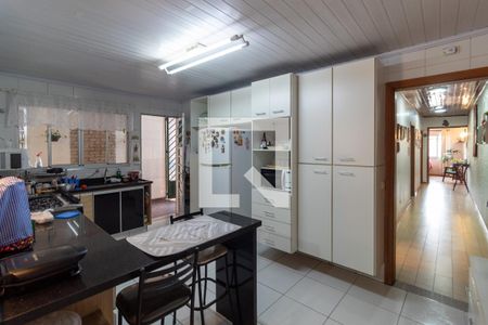 Casa à venda com 170m², 3 quartos e 2 vagas Casa à venda com 170m², 3 quartos e 2 vagasCozinha Americana