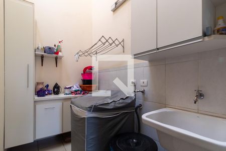 Casa à venda com 170m², 3 quartos e 2 vagas Casa à venda com 170m², 3 quartos e 2 vagas 2 Área de Serviço