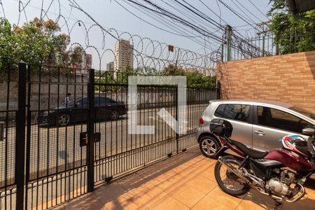 Casa à venda com 170m², 3 quartos e 2 vagas Casa à venda com 170m², 3 quartos e 2 vagasGaragem