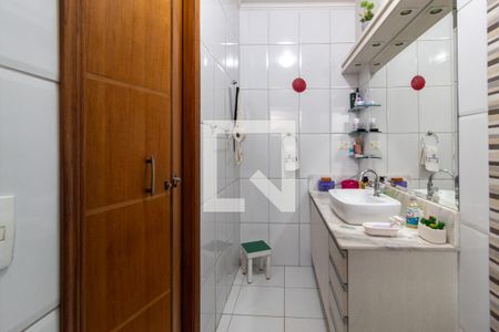 Casa à venda com 170m², 3 quartos e 2 vagas Casa à venda com 170m², 3 quartos e 2 vagas1 Suite