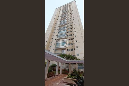 Apartamento para alugar com 58m², 2 quartos e 1 vagaFachada