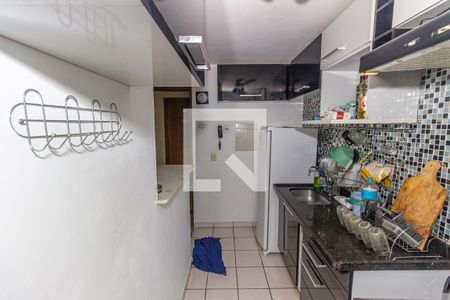 Apartamento à venda com 45m², 2 quartos e 1 vaga Apartamento à venda com 45m², 2 quartos e 1 vagaCozinha e Área de Serviço