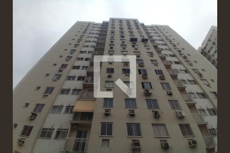 Apartamento à venda com 45m², 2 quartos e 1 vaga Apartamento à venda com 45m², 2 quartos e 1 vagaFachada