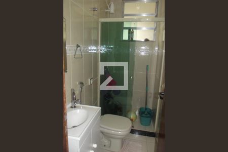 Casa à venda com 196m², 3 quartos e 1 vagaBanheiro 