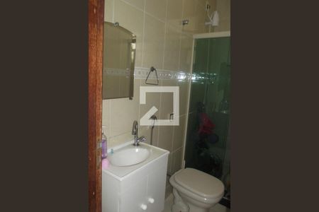 Casa à venda com 196m², 3 quartos e 1 vagaBanheiro 