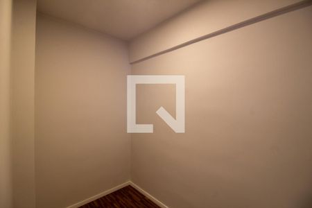 Apartamento à venda com 72m², 2 quartos e 1 vaga Apartamento à venda com 72m², 2 quartos e 1 vagaQuarto de Serviço