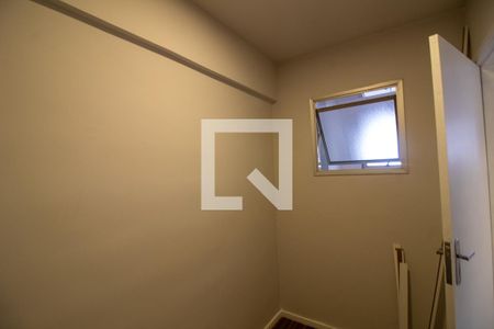 Apartamento à venda com 72m², 2 quartos e 1 vaga Apartamento à venda com 72m², 2 quartos e 1 vagaQuarto de Serviço