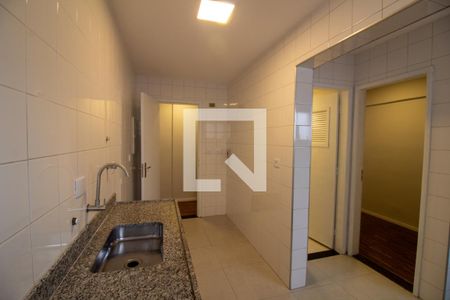Apartamento à venda com 72m², 2 quartos e 1 vaga Apartamento à venda com 72m², 2 quartos e 1 vagaCozinha