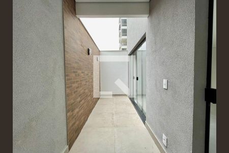 Casa de condomínio à venda com 145m², 3 quartos e 2 vagas