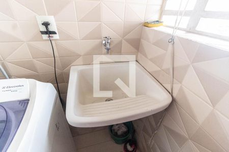 Apartamento à venda com 57m², 2 quartos e sem vaga Apartamento à venda com 57m², 2 quartos e sem vagaÁrea de Serviço