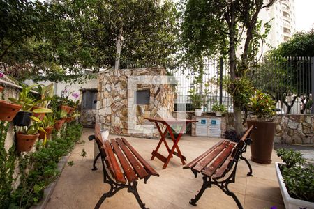 Apartamento à venda com 72m², 3 quartos e 1 vaga Apartamento à venda com 72m², 3 quartos e 1 vagaÁrea externa