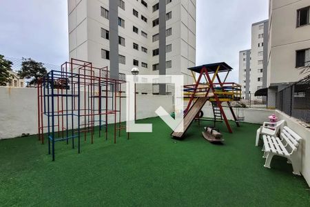 Apartamento à venda com 72m², 3 quartos e 1 vaga Apartamento à venda com 72m², 3 quartos e 1 vagaÁrea comum - Playground