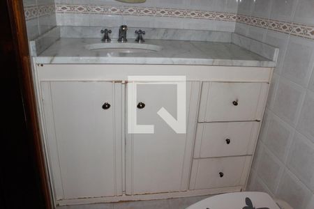 Apartamento à venda com 205m², 3 quartos e 2 vagasBanheiro da Suite