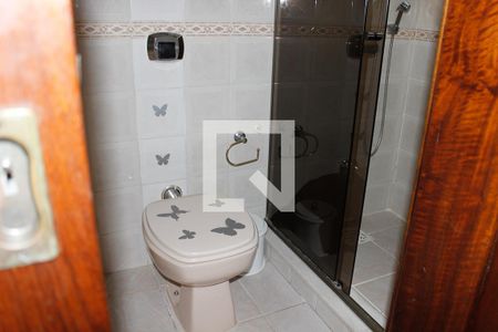 Apartamento à venda com 205m², 3 quartos e 2 vagasBanheiro da Suite