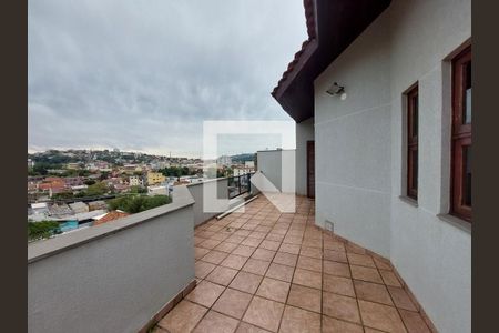 Apartamento à venda com 205m², 3 quartos e 2 vagasCobertura
