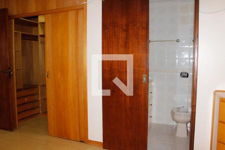 Apartamento à venda com 205m², 3 quartos e 2 vagasSuite