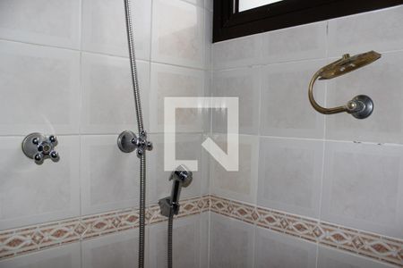 Apartamento à venda com 205m², 3 quartos e 2 vagasBanheiro da Suite
