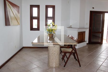 Apartamento à venda com 205m², 3 quartos e 2 vagasCobertura