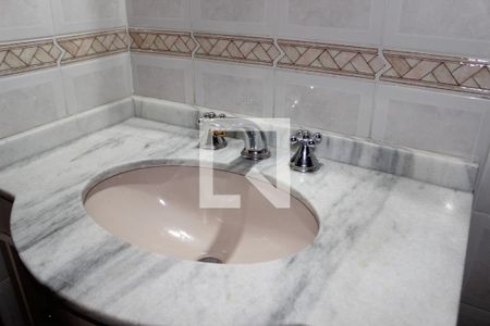 Apartamento à venda com 205m², 3 quartos e 2 vagasBanheiro Social