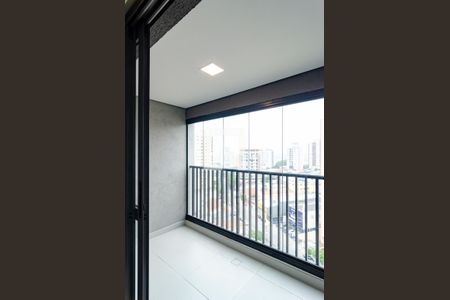 Varanda de kitnet/studio para alugar com 1 quarto, 27m² em Vila Guarani (zona Sul), São Paulo