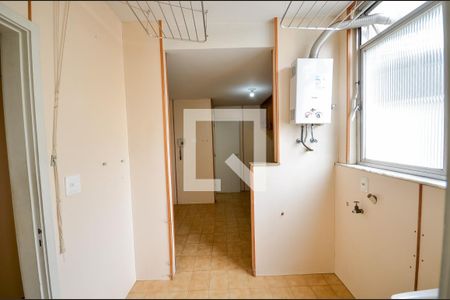 Apartamento à venda com 95m², 2 quartos e 1 vaga Apartamento à venda com 95m², 2 quartos e 1 vagaÁrea de Serviço