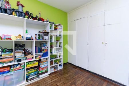 Casa à venda com 450m², 3 quartos e 5 vagas Casa à venda com 450m², 3 quartos e 5 vagasQuarto 3