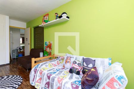 Casa à venda com 450m², 3 quartos e 5 vagas Casa à venda com 450m², 3 quartos e 5 vagasQuarto 3