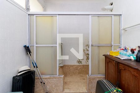 Casa à venda com 450m², 3 quartos e 5 vagas Casa à venda com 450m², 3 quartos e 5 vagasSuíte - Banheiro